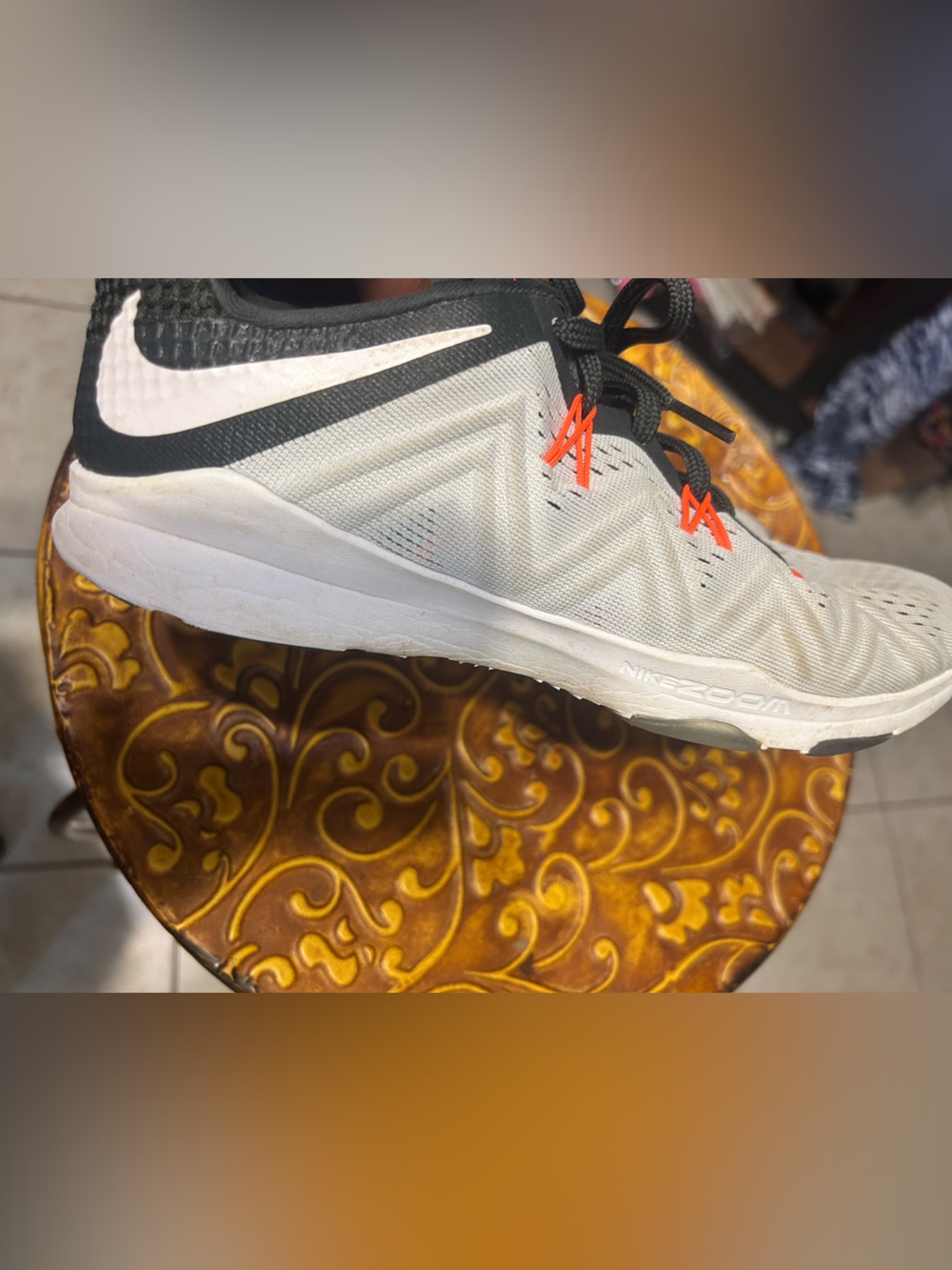 Nike White and Black Trainers with Orange Accents - Picture 2 of 5